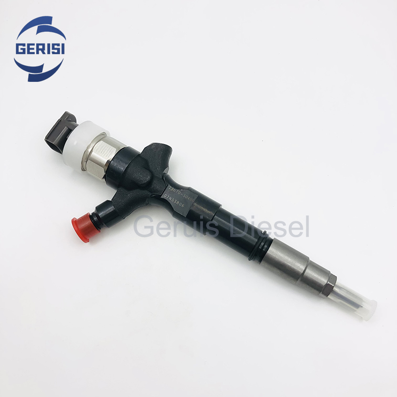 Diesel Common Rail Fuel Injector 23670-30400 For Toyota Hilux 1KD-FTV